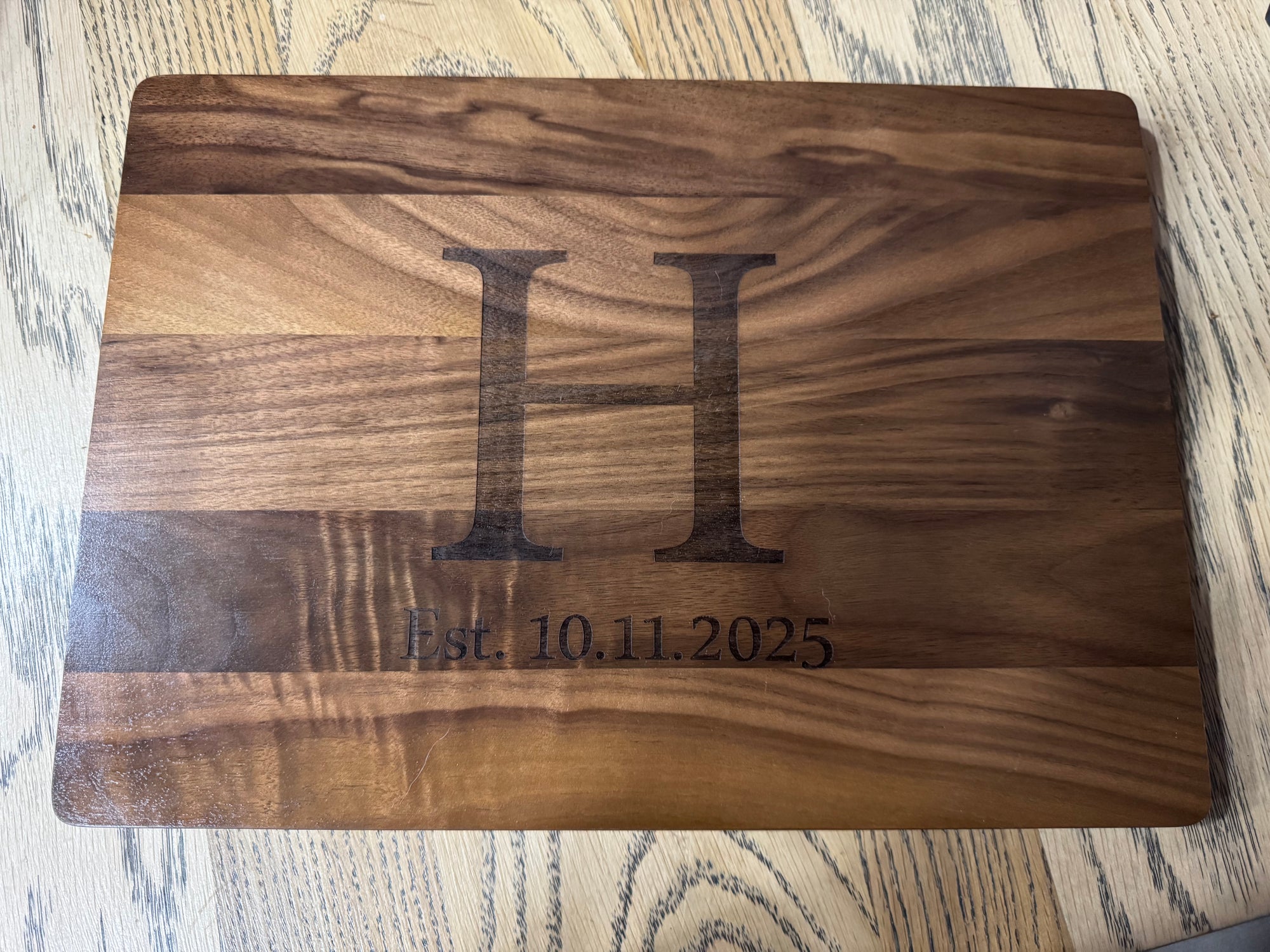 Customizable Walnut Cutting Board for Custom Engraving
