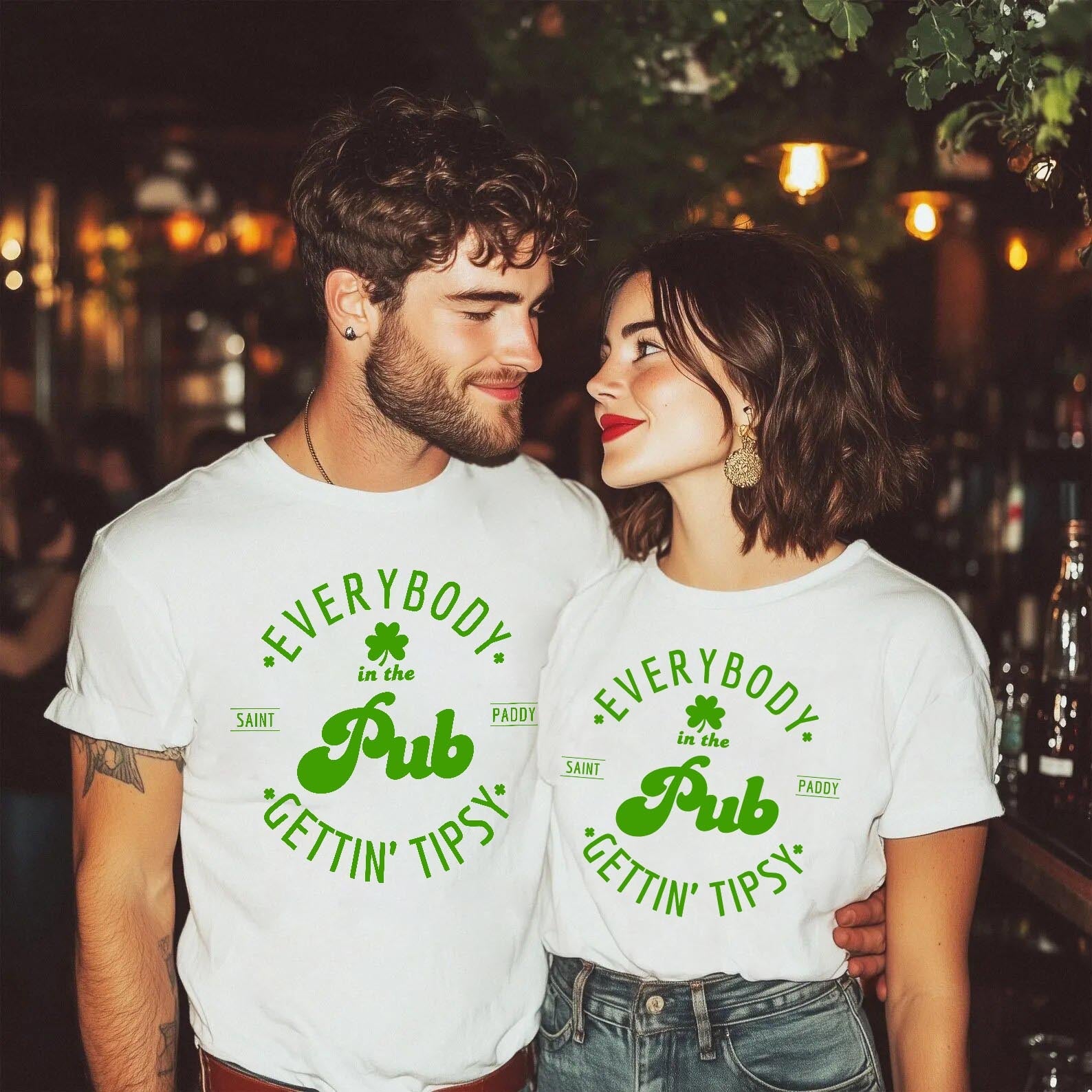 Funny Shirt – Everybody in the Pub Gettin' Tipsy Tee